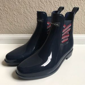 Nautica Navy Short Rain Boots